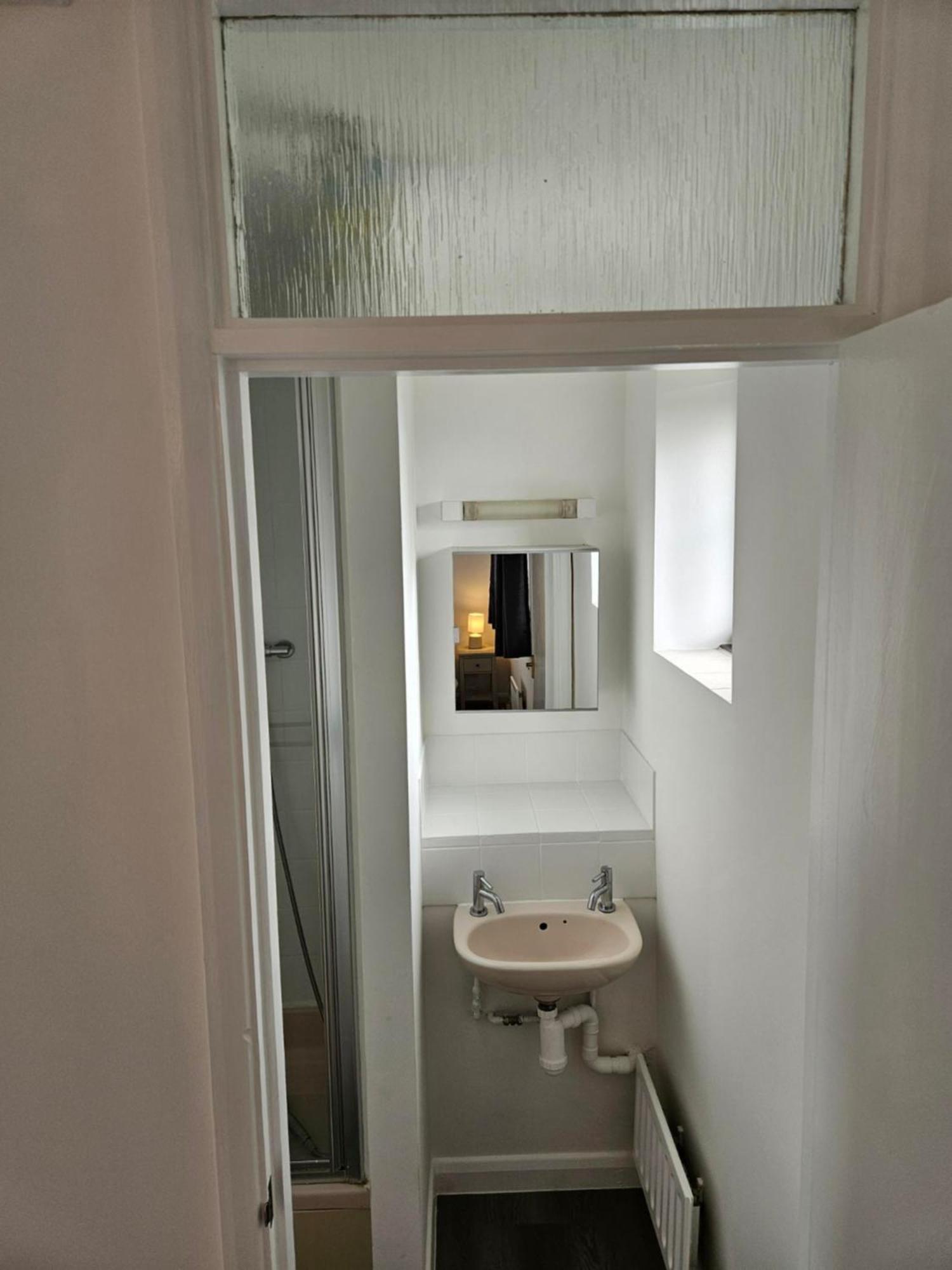 Redcot Gardens Stamford 4 Bed Contractor Familt Home With Parking Ngoại thất bức ảnh